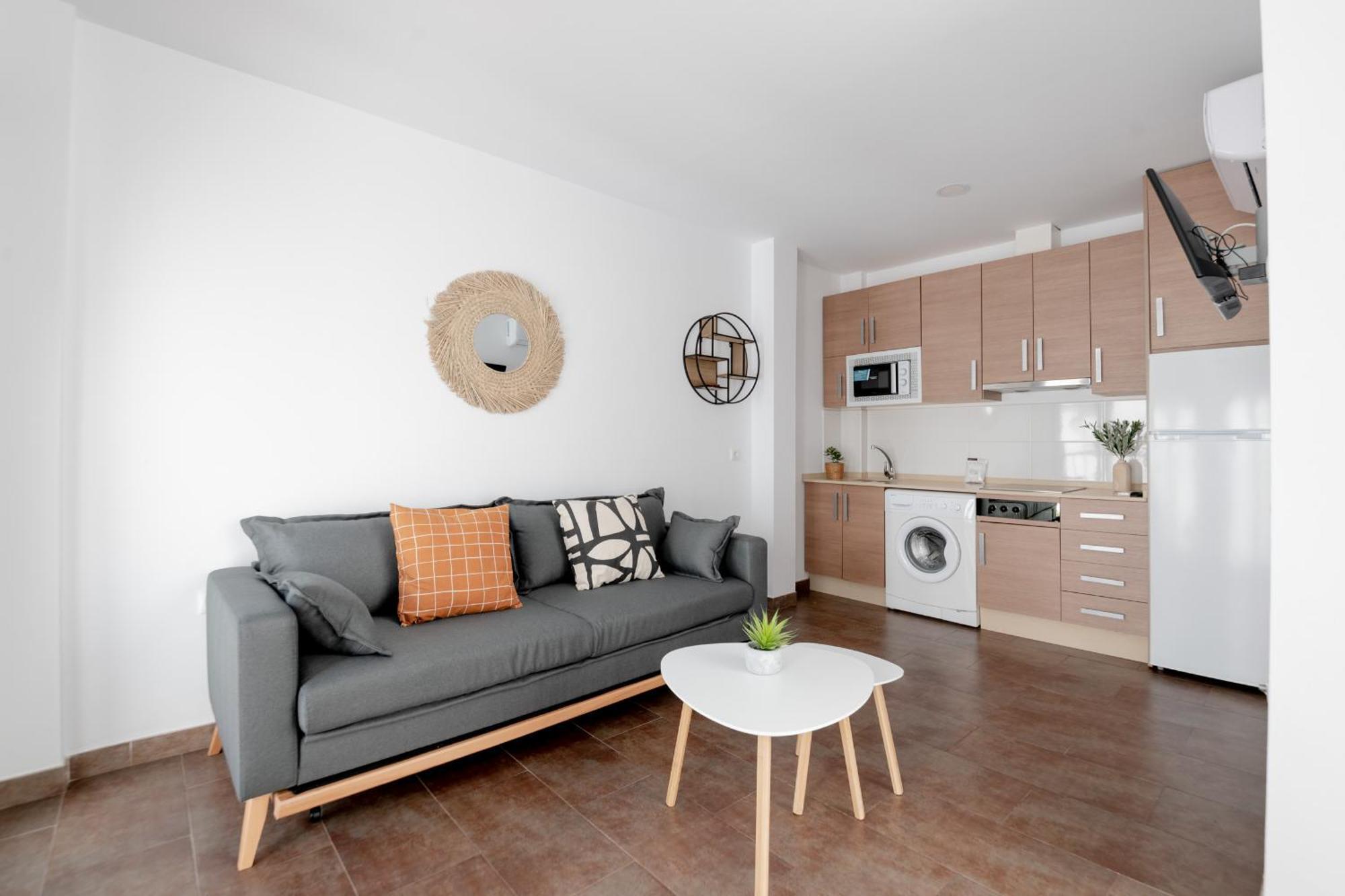 Apartamentos La Vista 科尼尔-德拉弗龙特拉 外观 照片