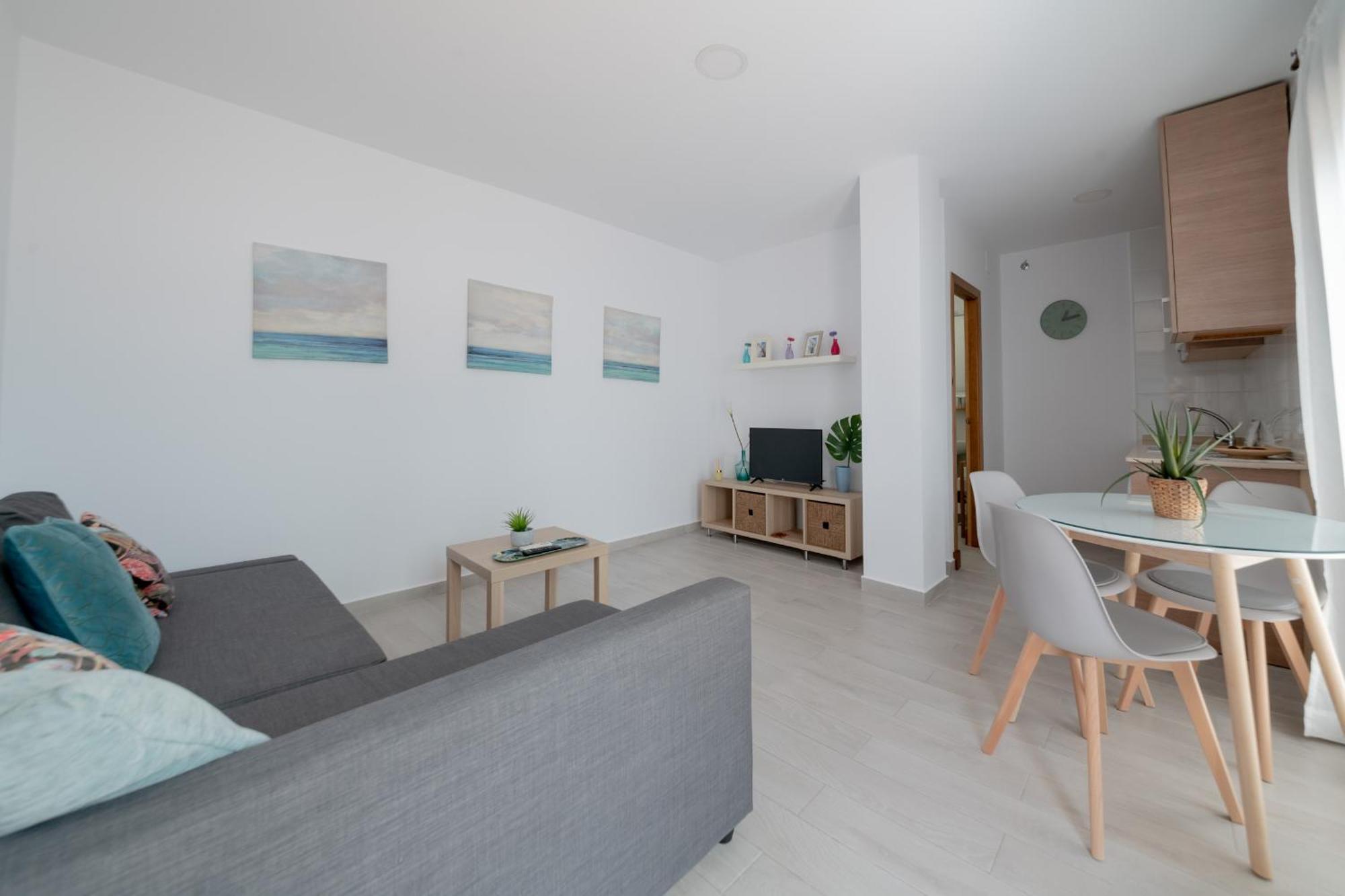 Apartamentos La Vista 科尼尔-德拉弗龙特拉 外观 照片