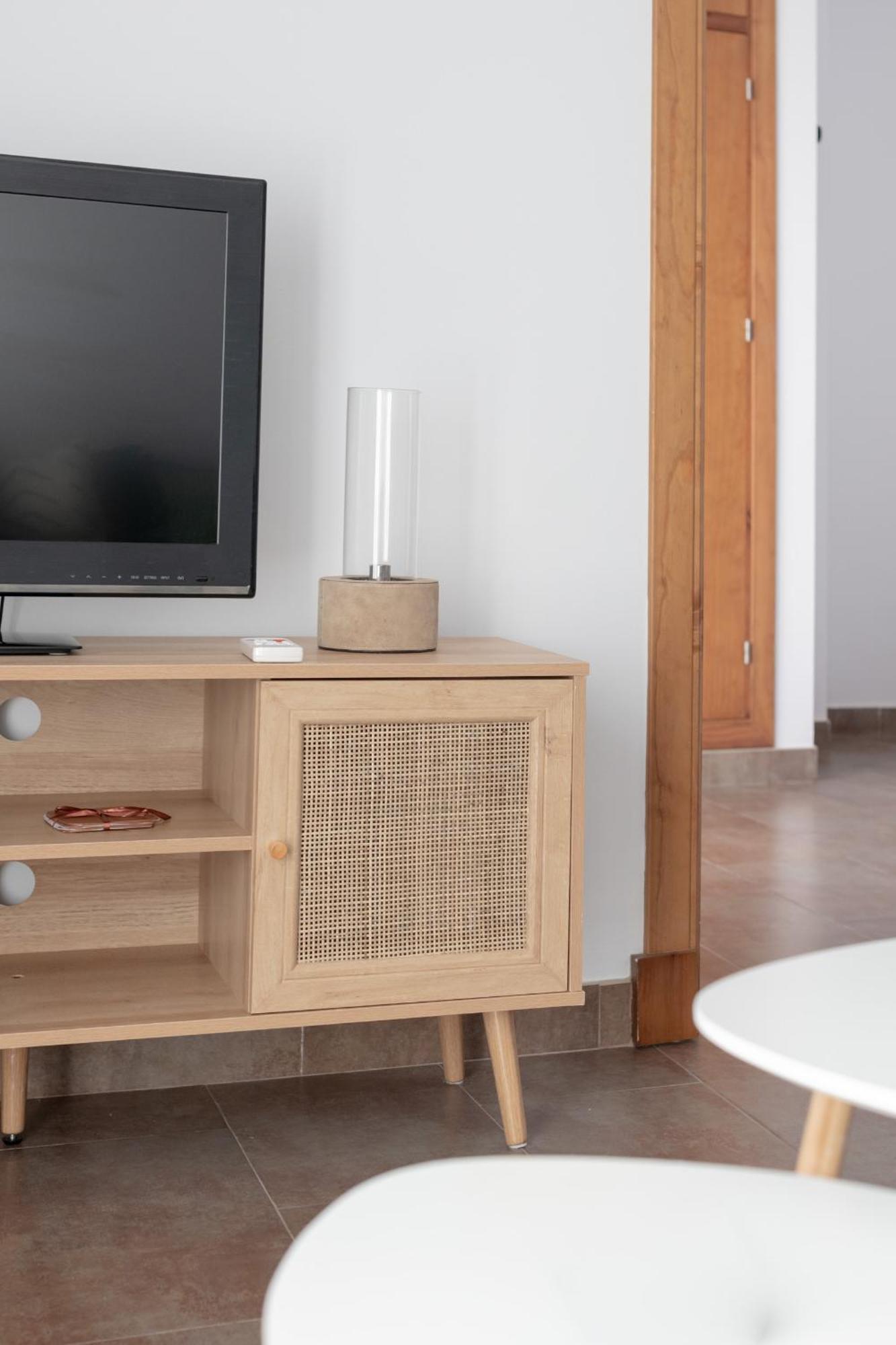 Apartamentos La Vista 科尼尔-德拉弗龙特拉 外观 照片
