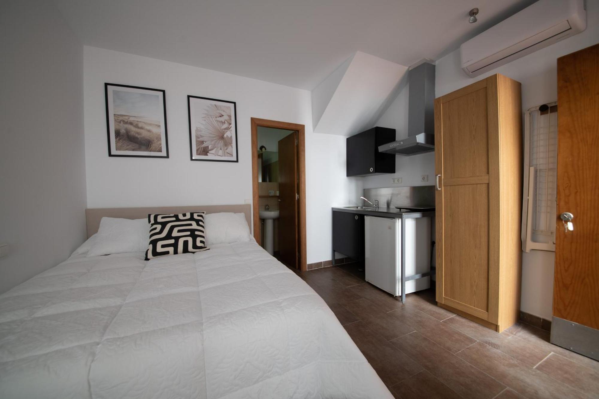 Apartamentos La Vista 科尼尔-德拉弗龙特拉 外观 照片